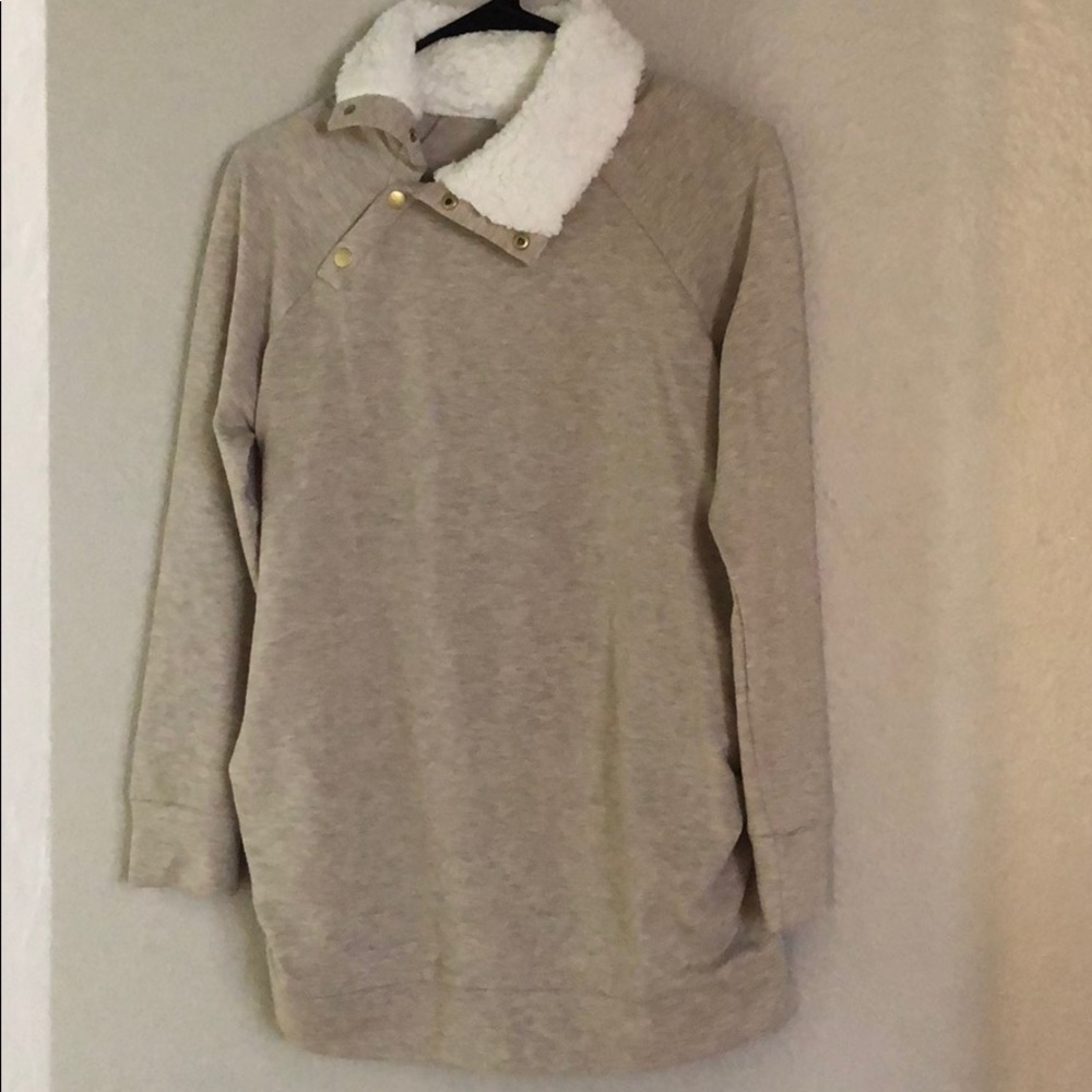 Cream maternity sweater/ sweatshirt